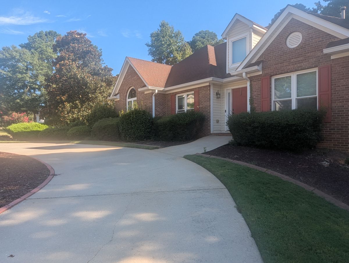 Shrub Trimming for Fantastic Lawn Care LLC in Fayetteville, GA