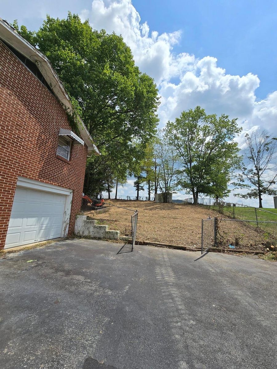 Property clean up for M&L Lumber and Excavating in Jonesborough, TN