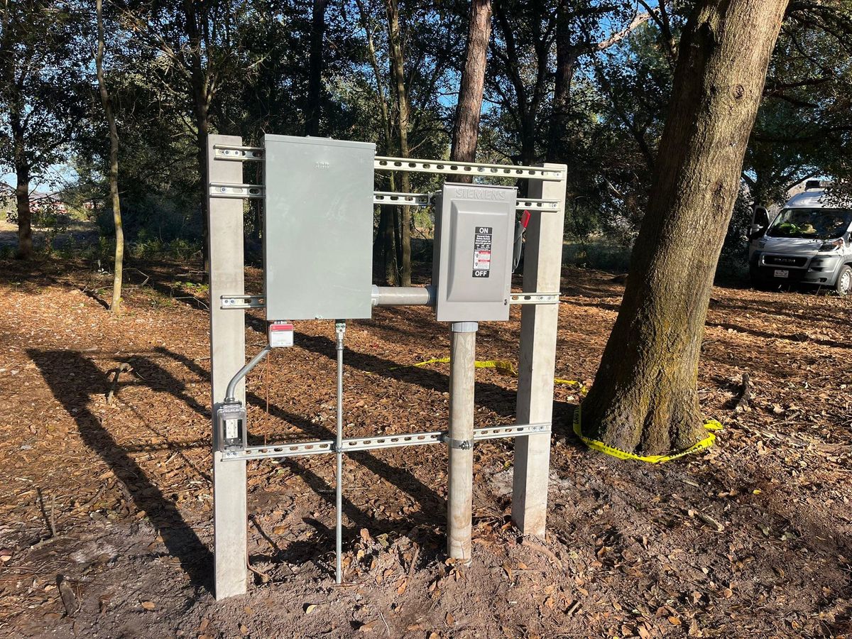 Generator Plugs and Interlock Safety Switch for Manny’s 407 Electric Inc in St. Cloud, FL