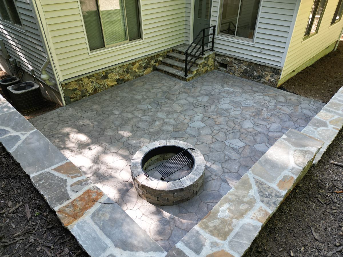 Stone Masonry for JV Hardscape & Construction Inc in Hendersonville, NC