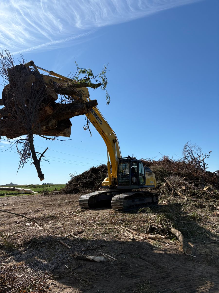 Demolition and excavation for Legge Farms and Drainage in Garner, IA