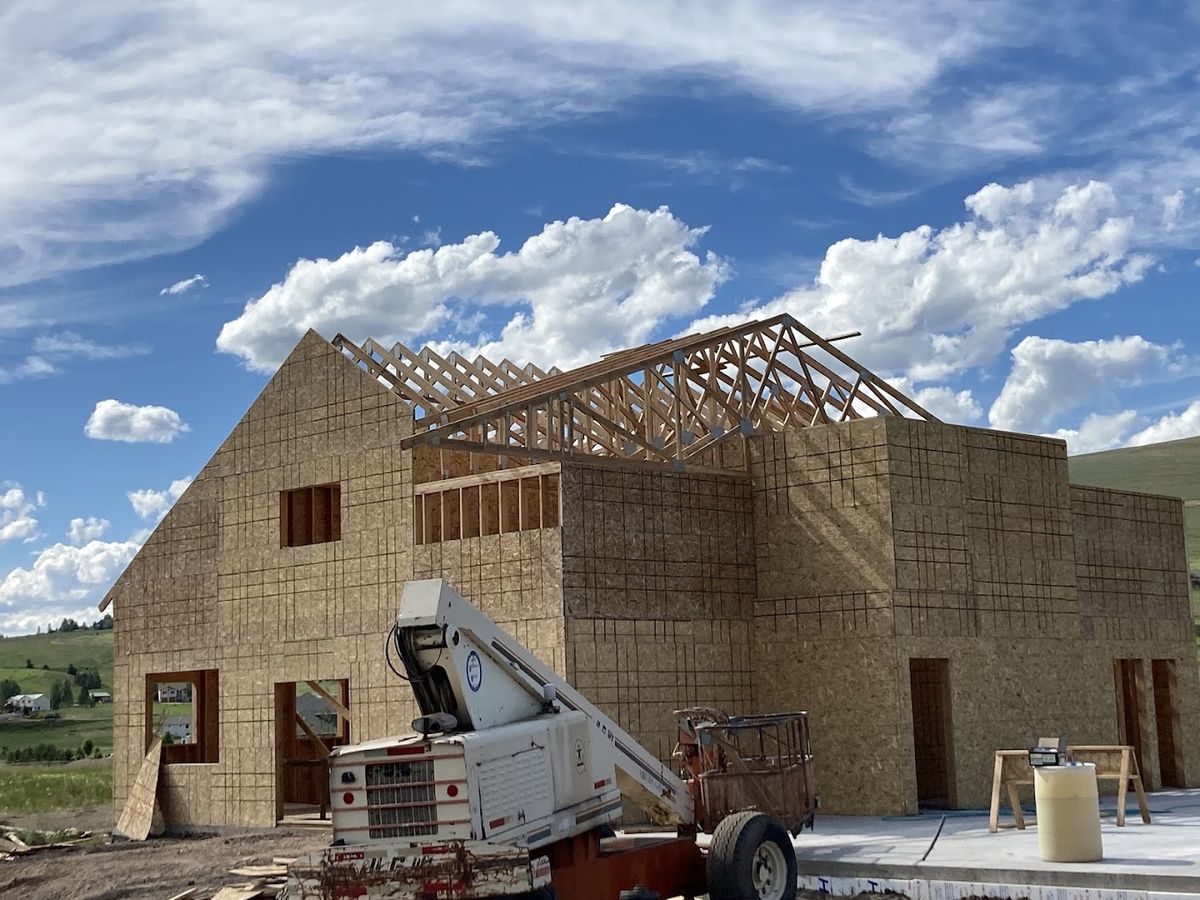 Framing for Wahl's Roofing and Construction in Clinton, MT