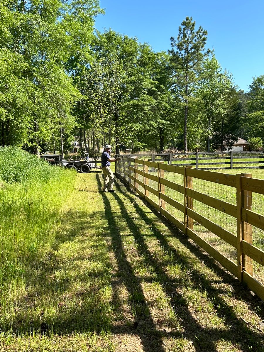 Fencing for Camalett Services in Perry, GA