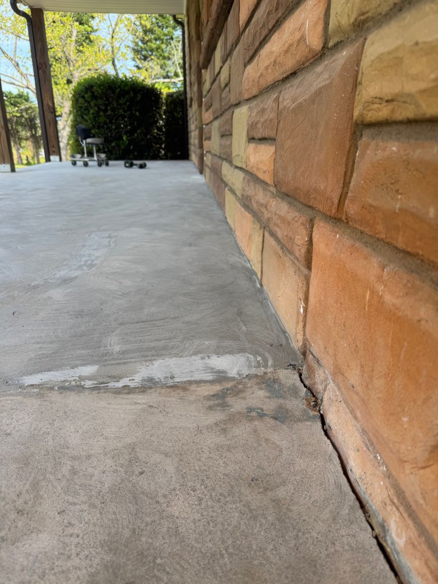 Garage Floor Repair for Mitchell’s Concrete Coatings in Taylorsville, NC