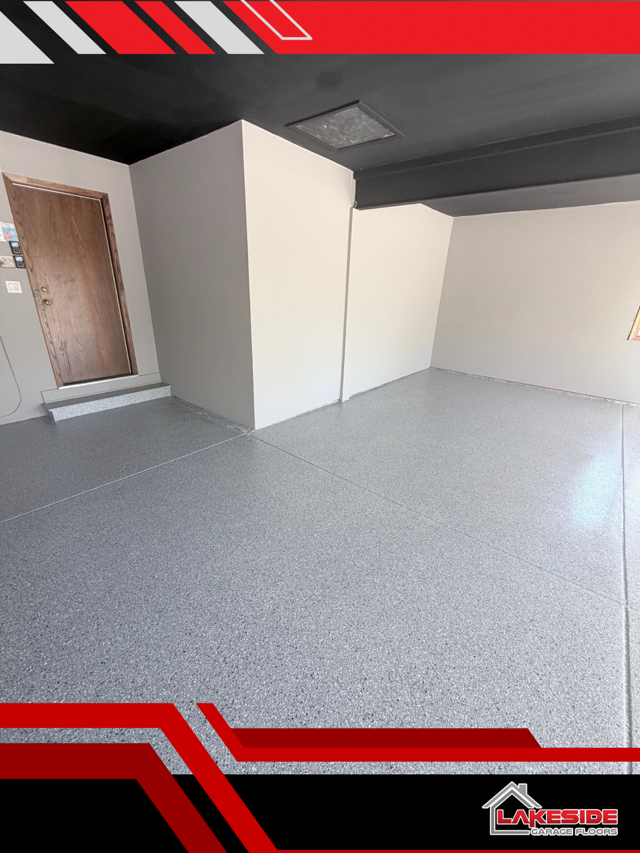 Flake for Lakeside Garage Floors in Chicago, IL
