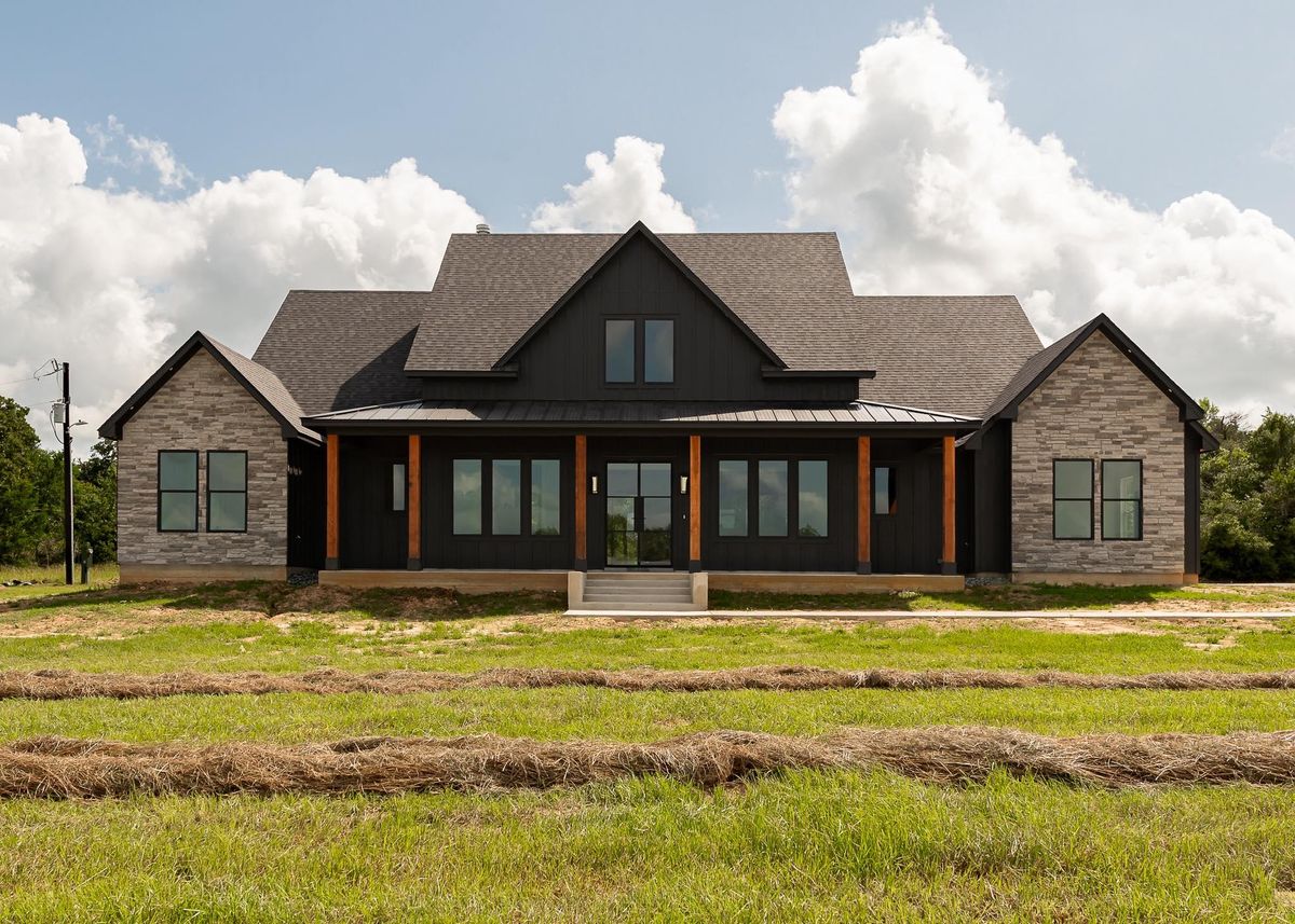 Custom Homes for CWC Custom Homes & Barndominiums in Snook, TX