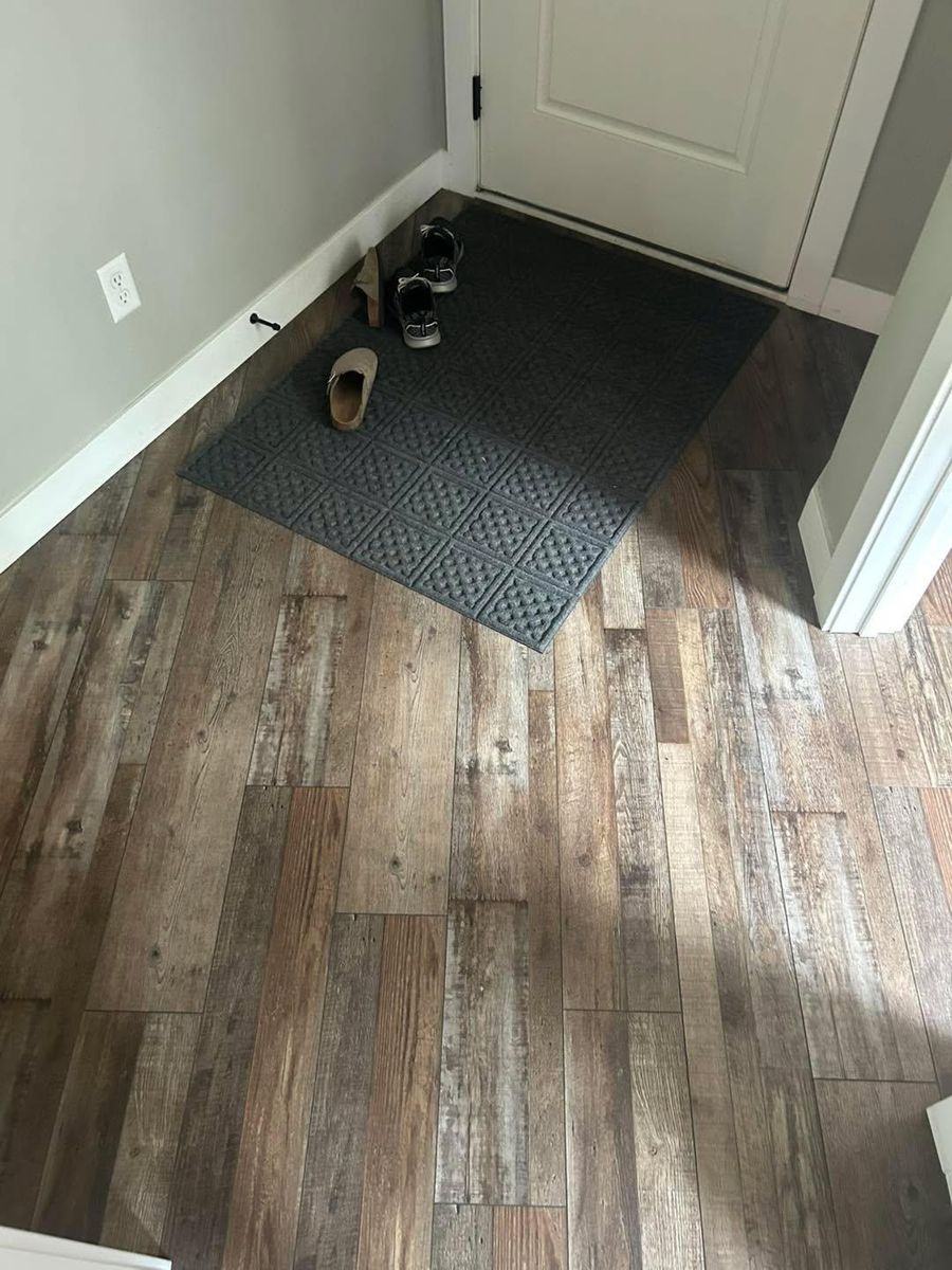 Flooring for Rivers Edge Tiling LLC in Brainerd, MN