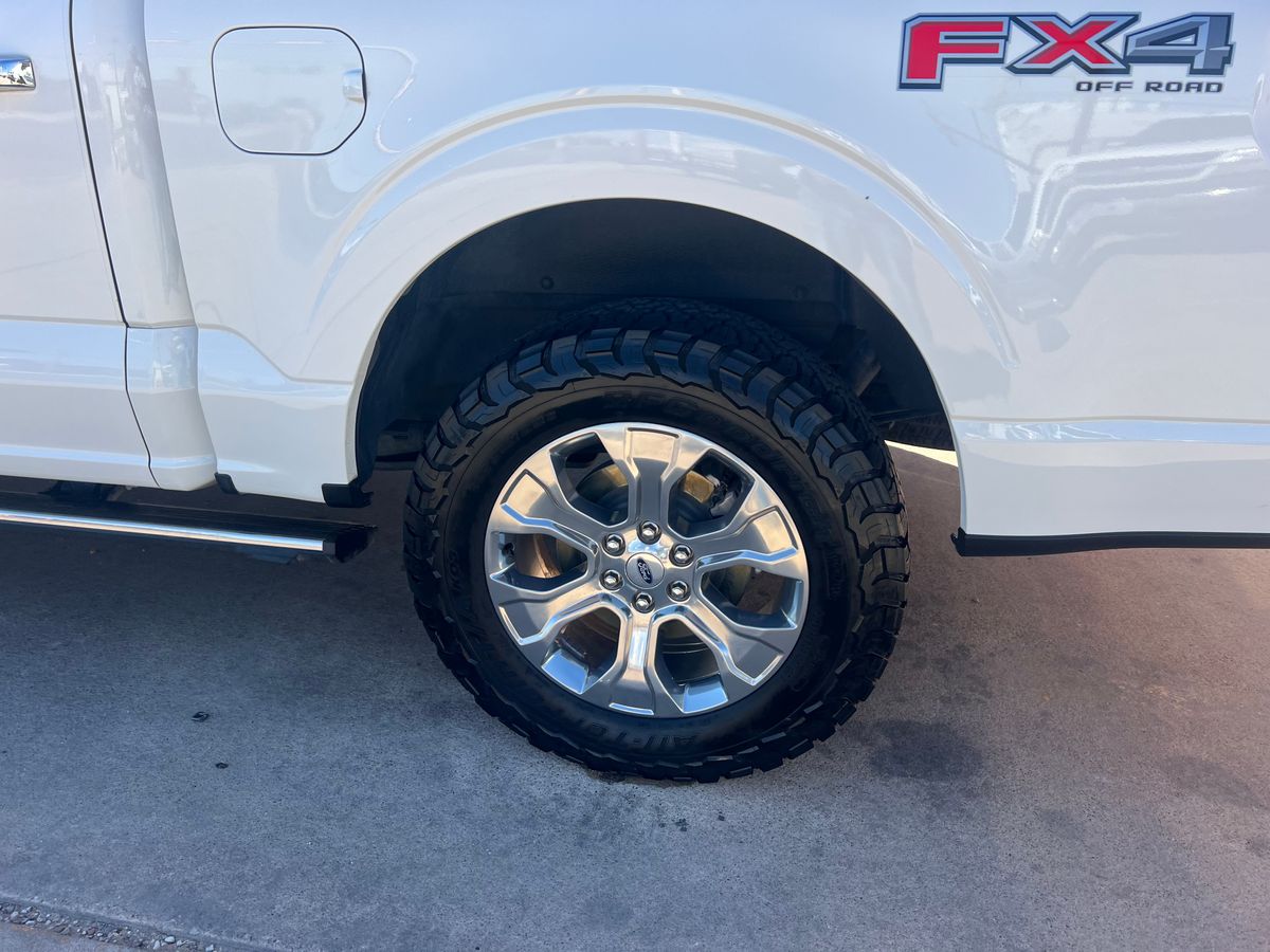 Full Detail Service for On The Way Mobile Services in Hobbs, NM