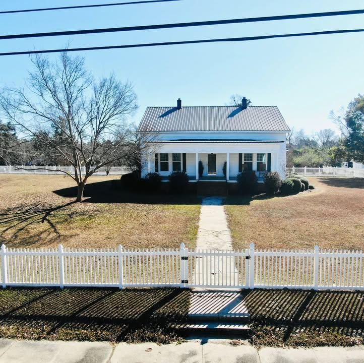 Vinyl Fence for Corbitt Vinyl Products in Hazlehurst, GA