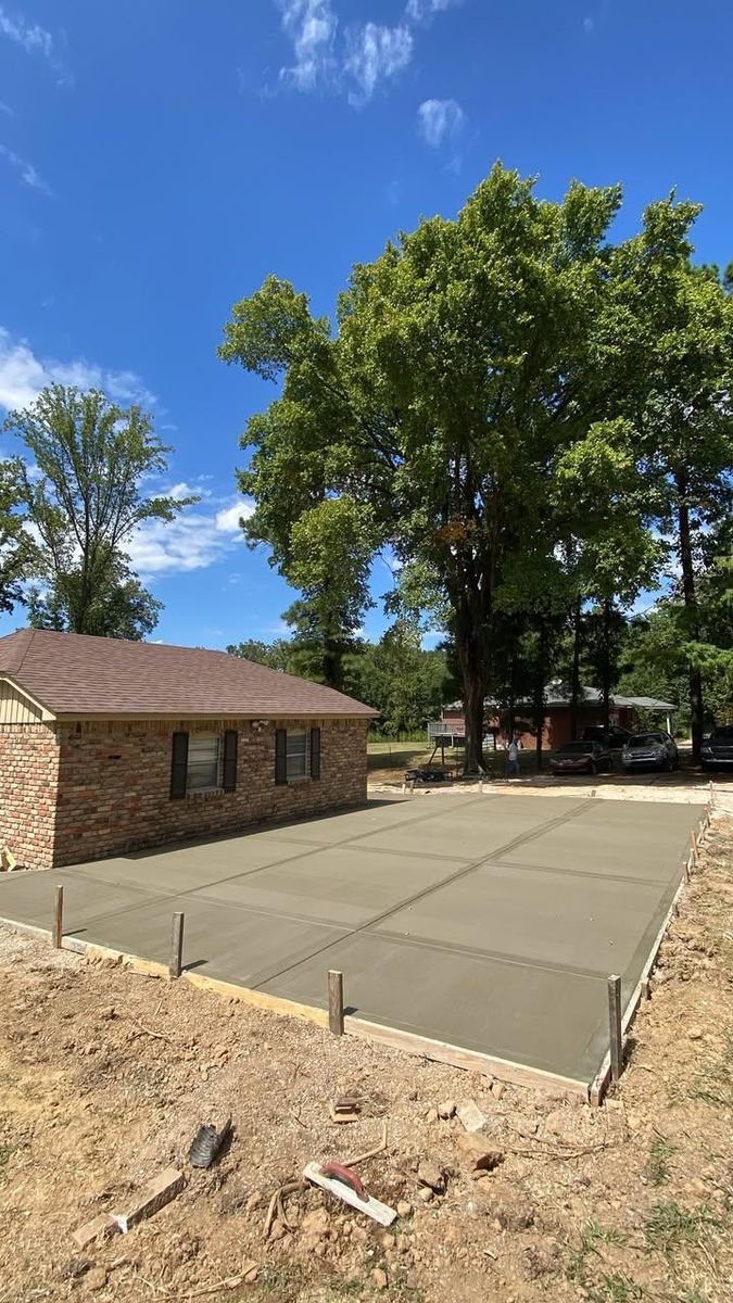 Concrete Slab Construction for Sam's Concrete & Masonry in Hernando, MS