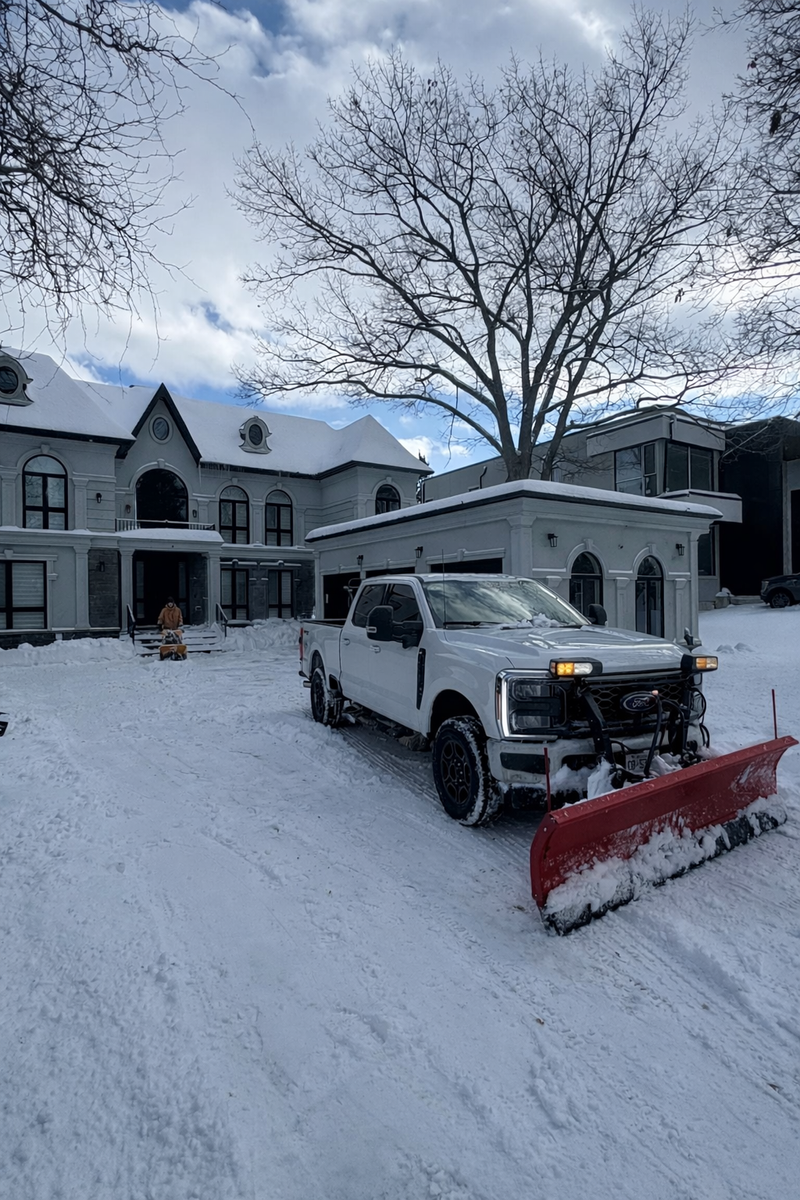 Snow Removal for Calderwood Landscapes in Oakville, ON