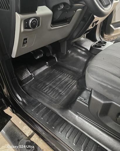 Full Detail Service for Luxury Auto Detail in Peoria, IL