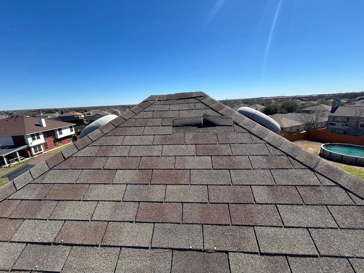 Roofing Installation for Royalty Contracting Roofing in Saginaw, TX