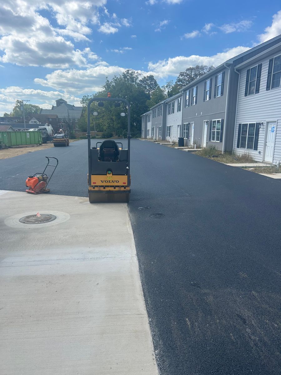 Sealcoating for James R Carter Paving in Roanoke, VA