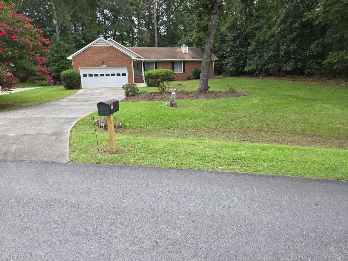Weekly and Bi weekly Mowing for Just Mow and Go Lawn Service, LLC in New Bern, NC