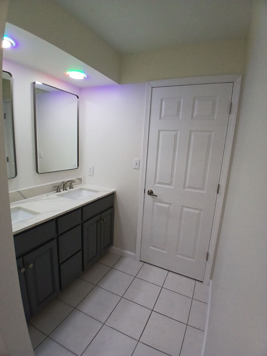 Interior Renovations for Dead Tree General Contracting in Carbondale, Illinois