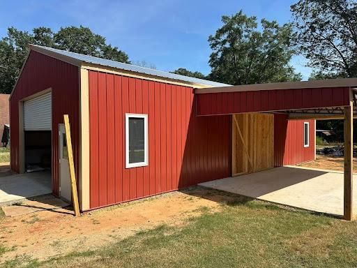 Barns for RL Barns & Barndominiums in Deatsville, AL