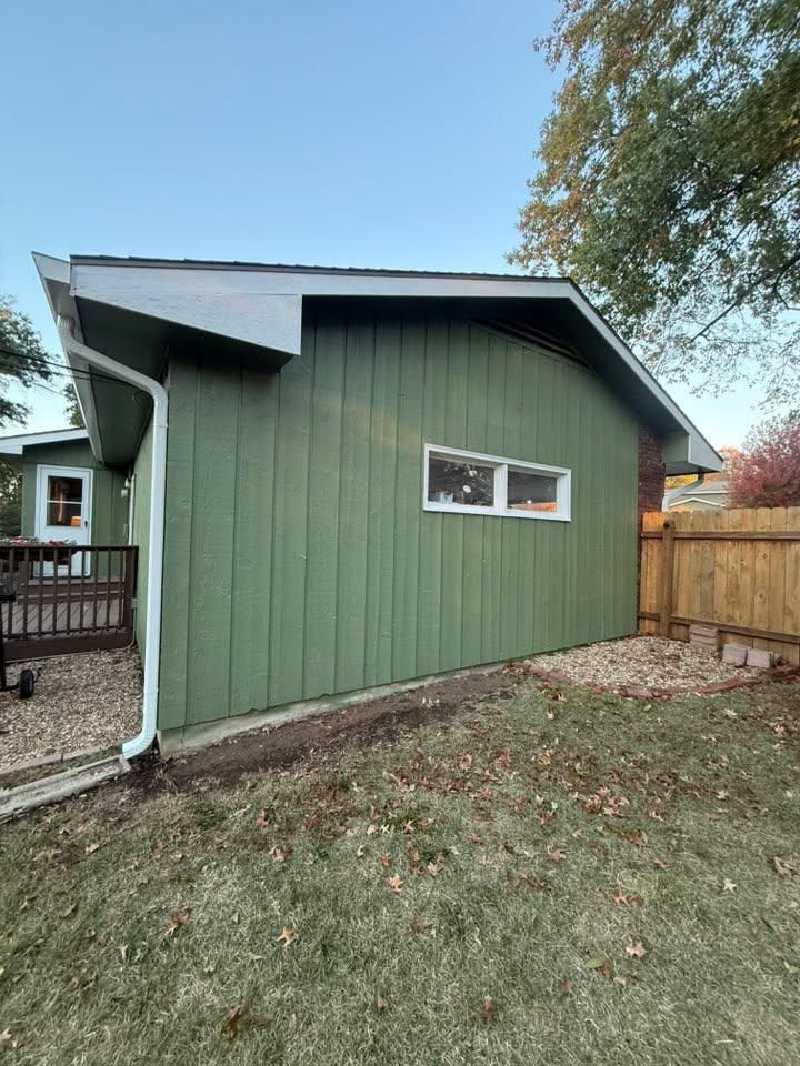 Siding for SDM Construction LLC in Lawrence, KS