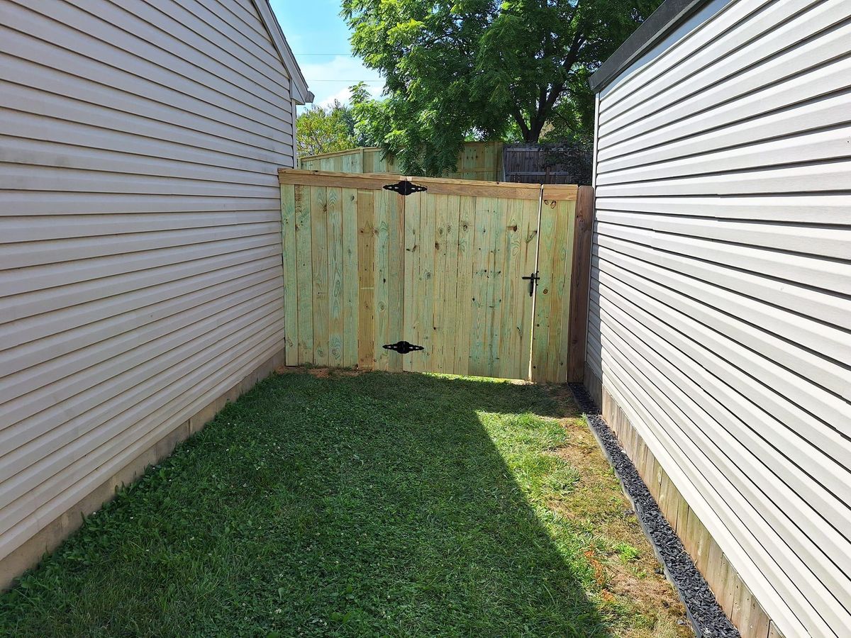 Gate Installation and Repair for Apex Fence in Henderson, KY