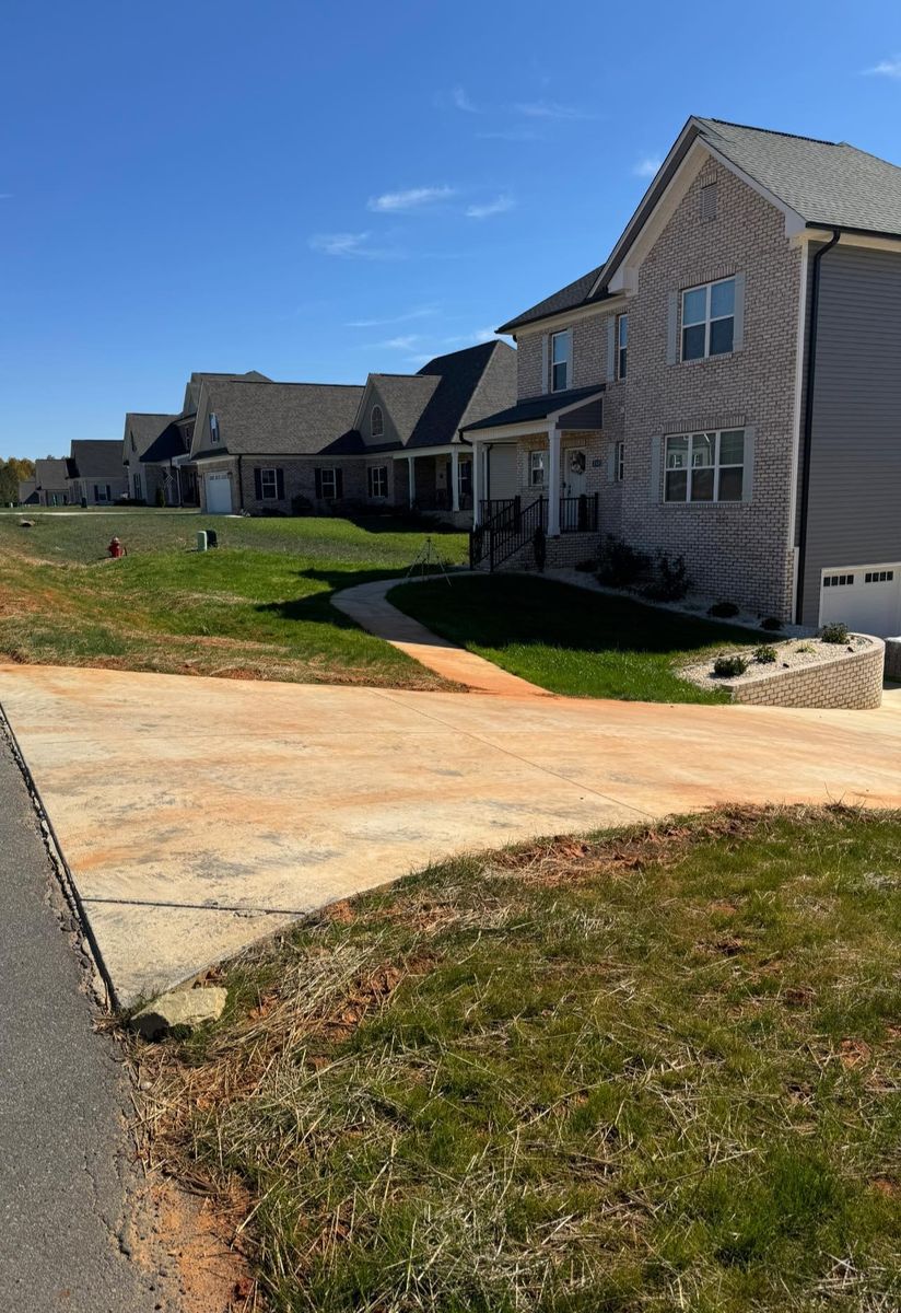 Driveways and Gravel for Piedmont Lawn and Landscaping in Lexington, NC