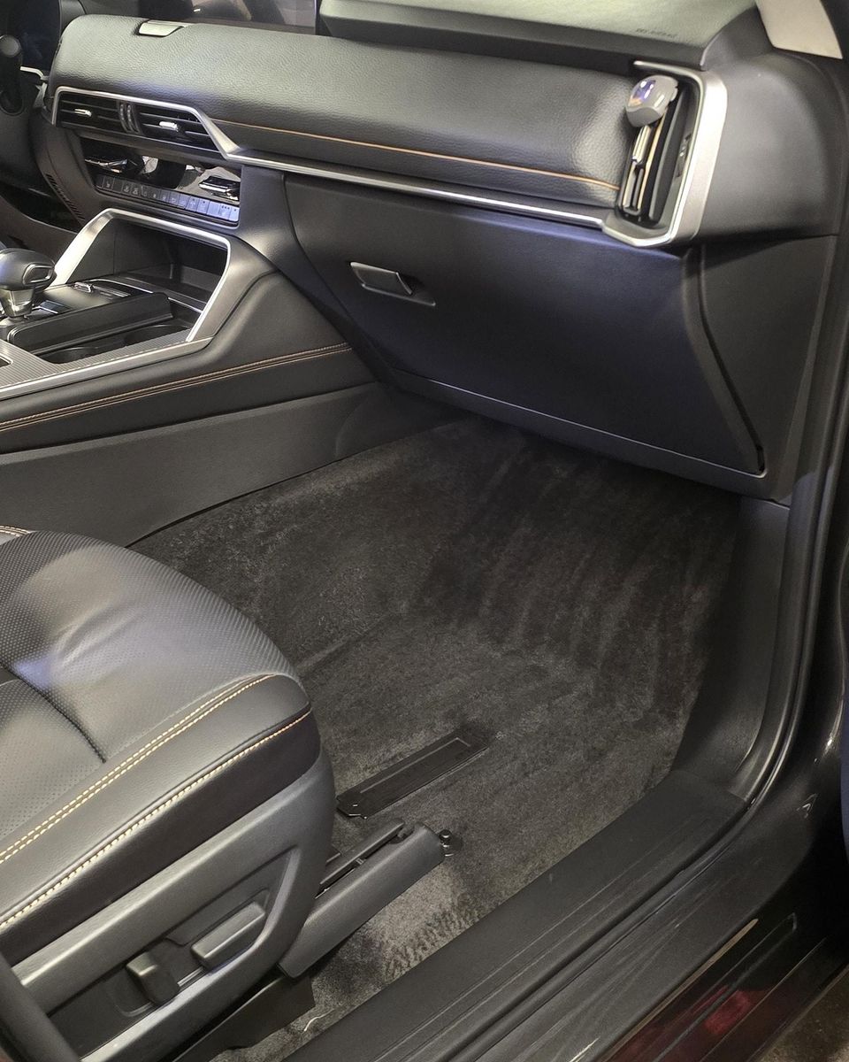 Full Detail Service for Luxury Auto Detail in Peoria, IL