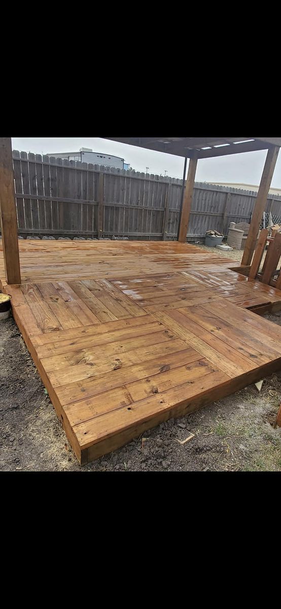 Pergolas & Decks for Sparkling City Outdoor Designs in Corpus Christi, TX
