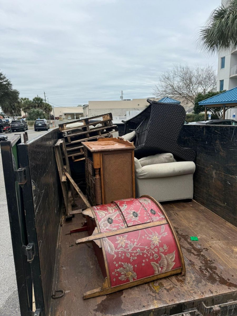 Estate Cleanouts for Zip Junk Removal in Santa Rosa Beach, FL