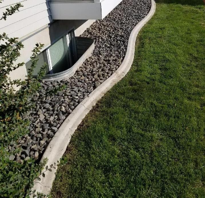 Retaining Wall Construction for Sierra Landscape in Tustin, CA