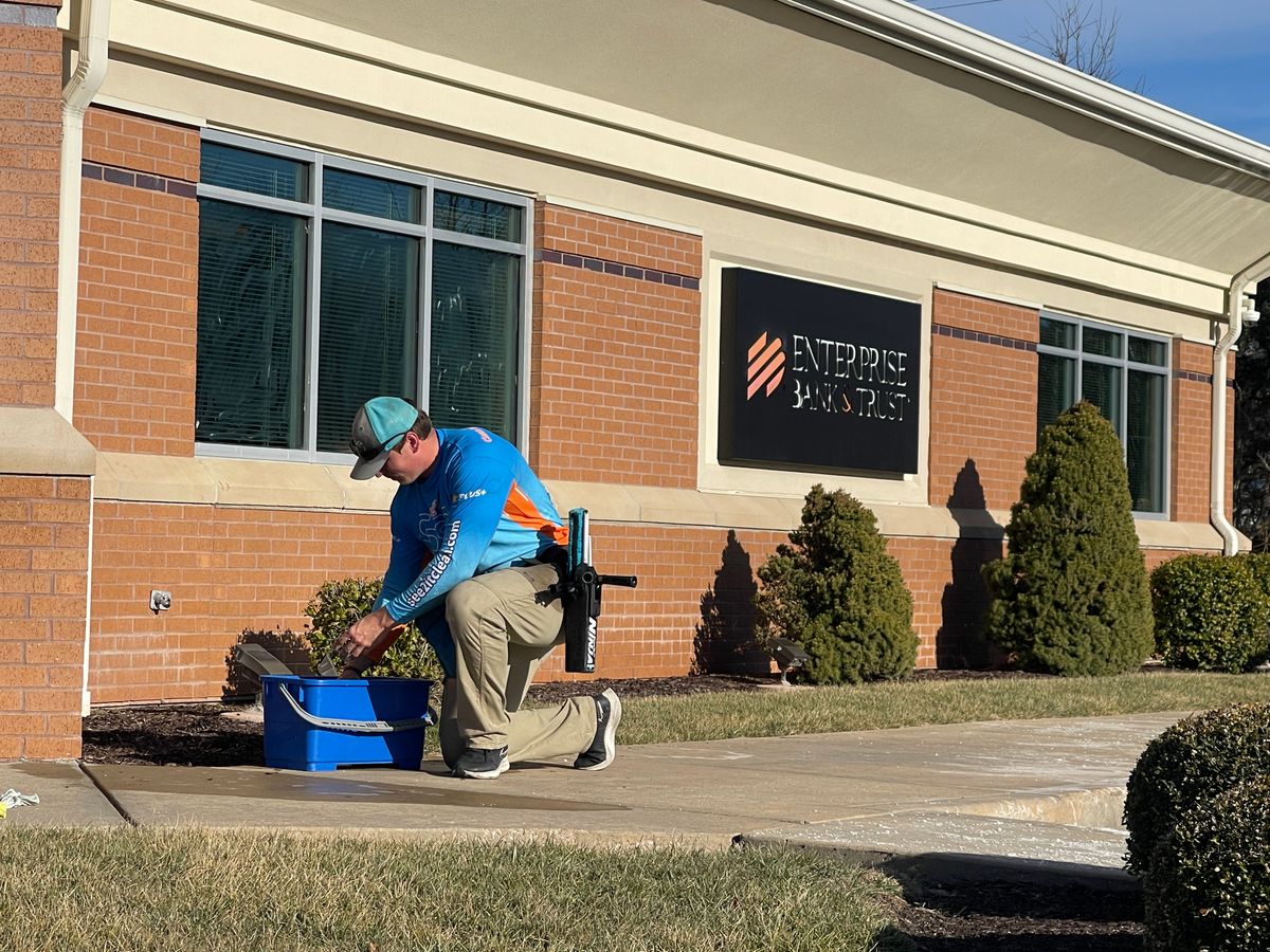 House Washing for See2it Clean in St Louis, MO