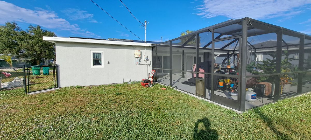 Fence seal ,stain or waterproof for Perfection Custom Painting LLC in Punta Gorda, FL