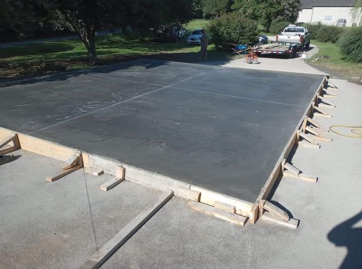 Concrete Slab Construction for Dream Team Concrete in Clarkville, TN