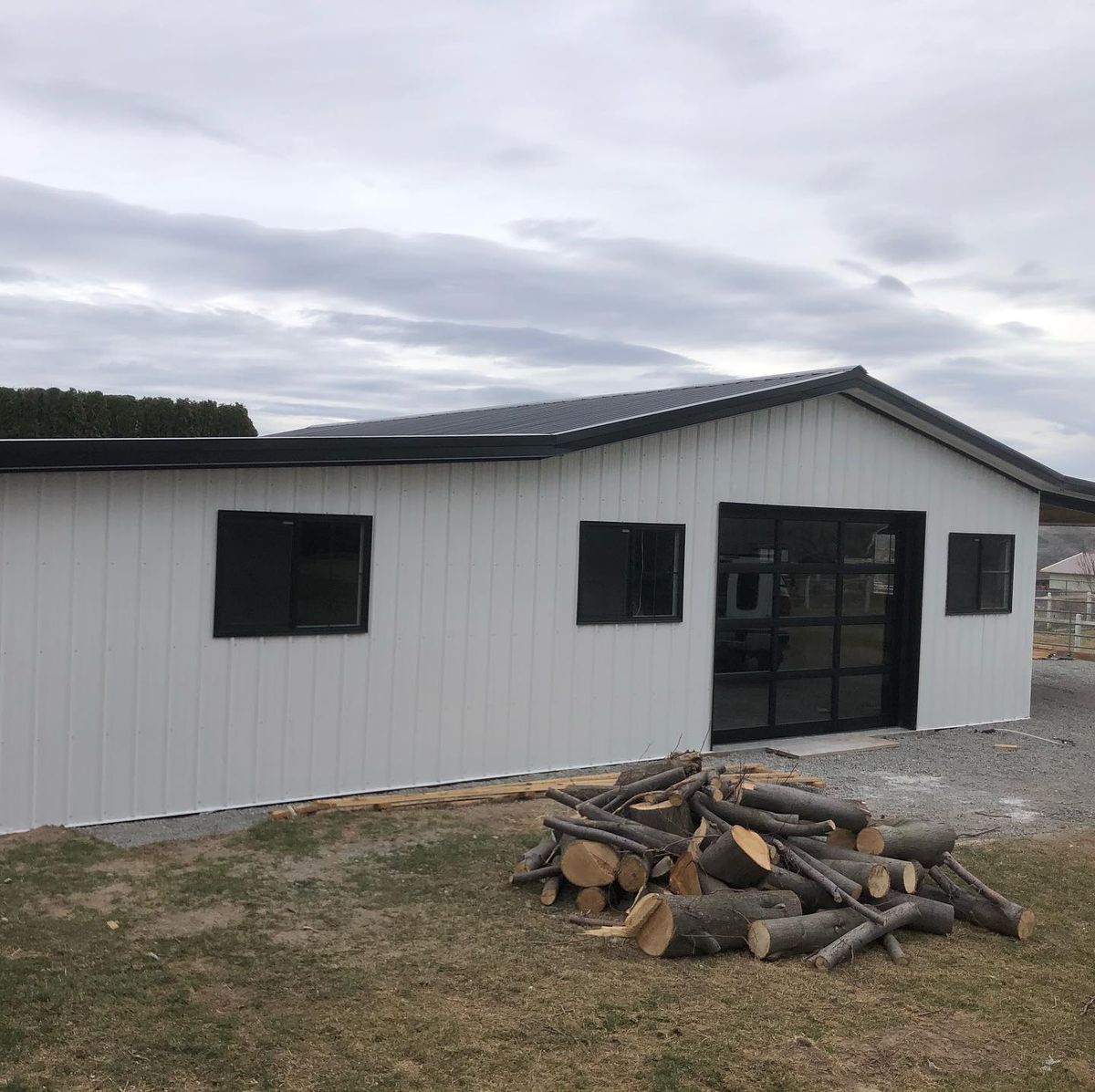 Garage Door Installation for Osborn Construction & Design in Grandview, WA