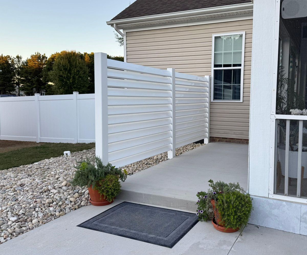 Vinyl Fencing for Tidewater Trim & Deck in Moyock, NC