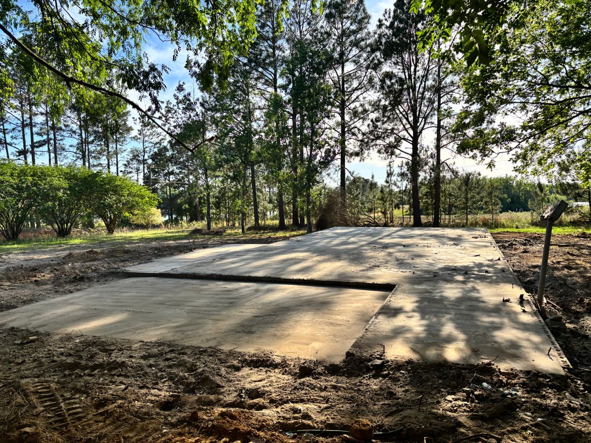 Land Clearing for Mendoza Demolition Group in Unadilla, GA