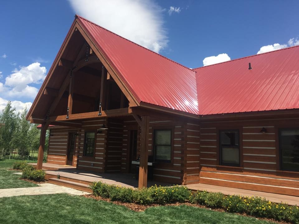 Staining for True Blue Logworks LLC in Corvallis, MT