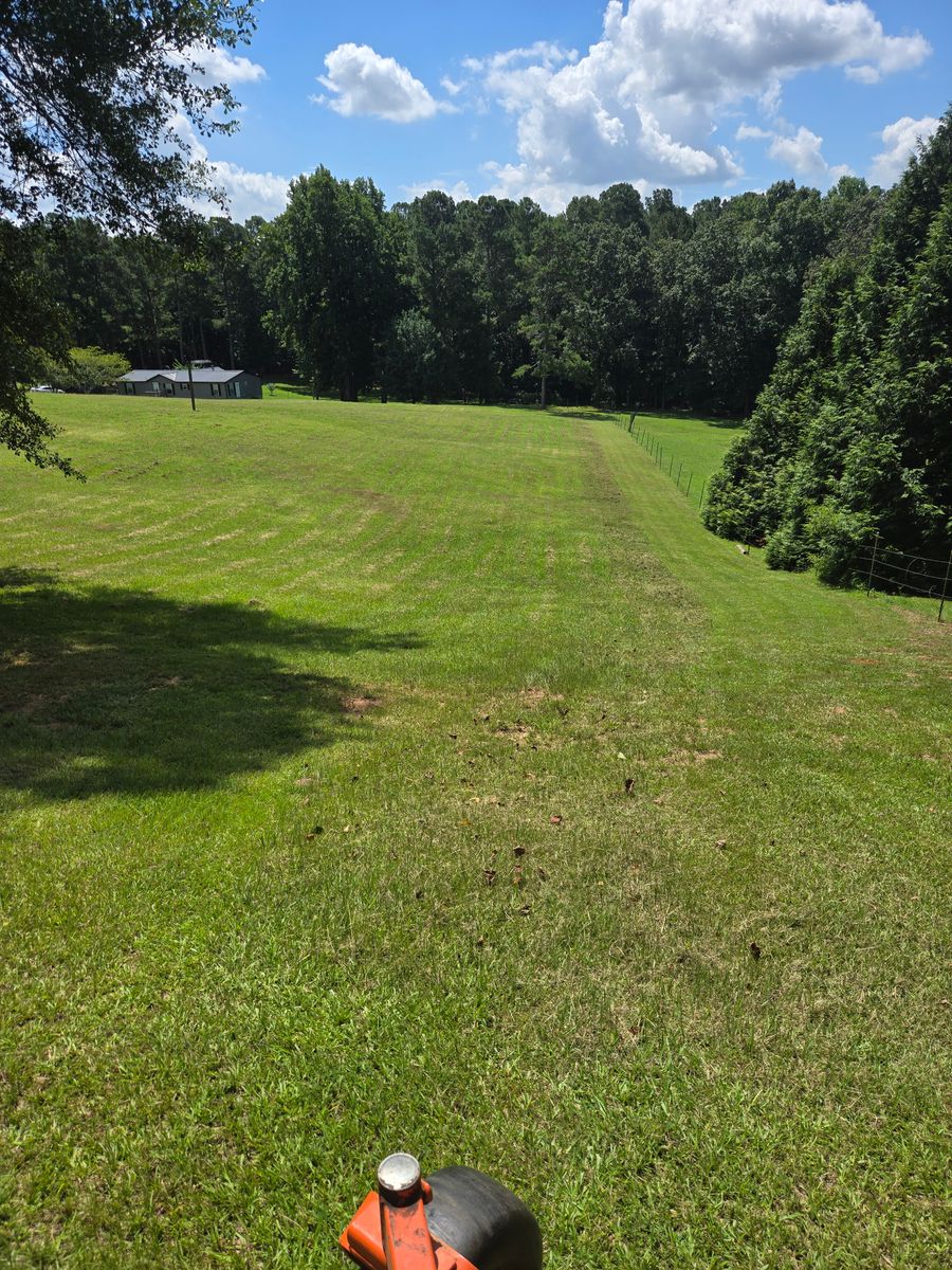 Mowing for Palmour's Lawn Care in Gainesville, GA