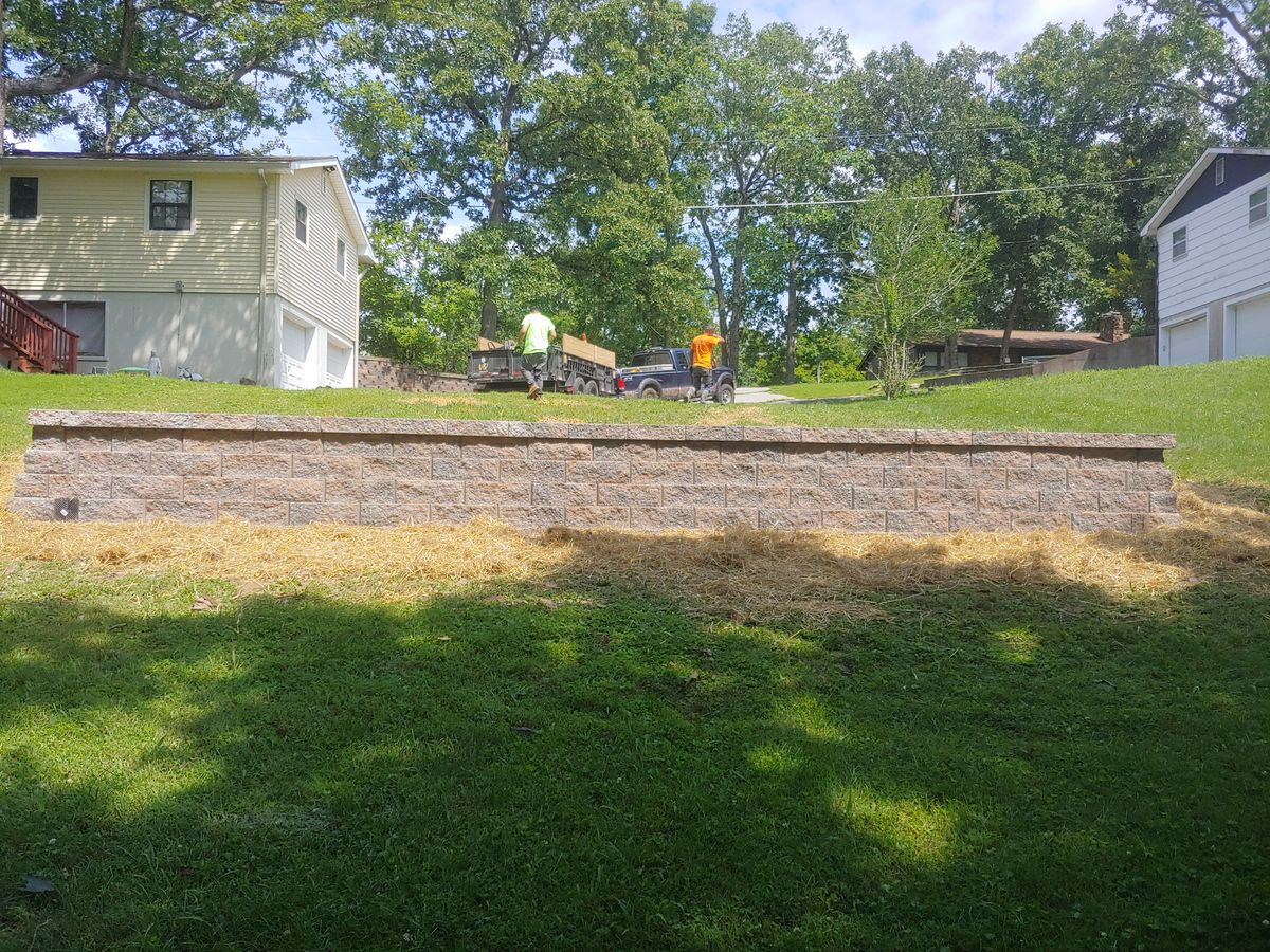 Retaining Wall Construction for VQ Land & Stone in St. Louis, MO