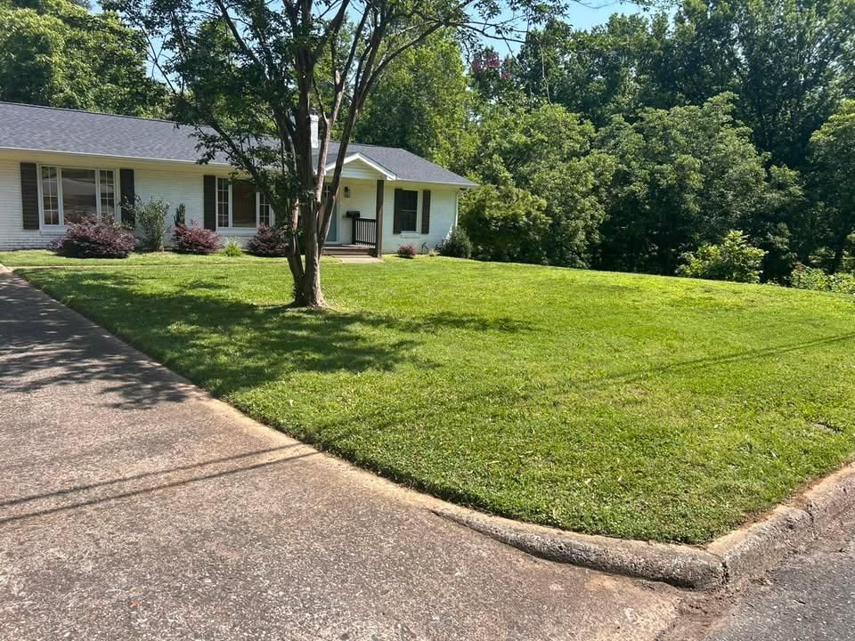 Mowing for Land Legends Landscapes LLC in Kings Mountain, NC