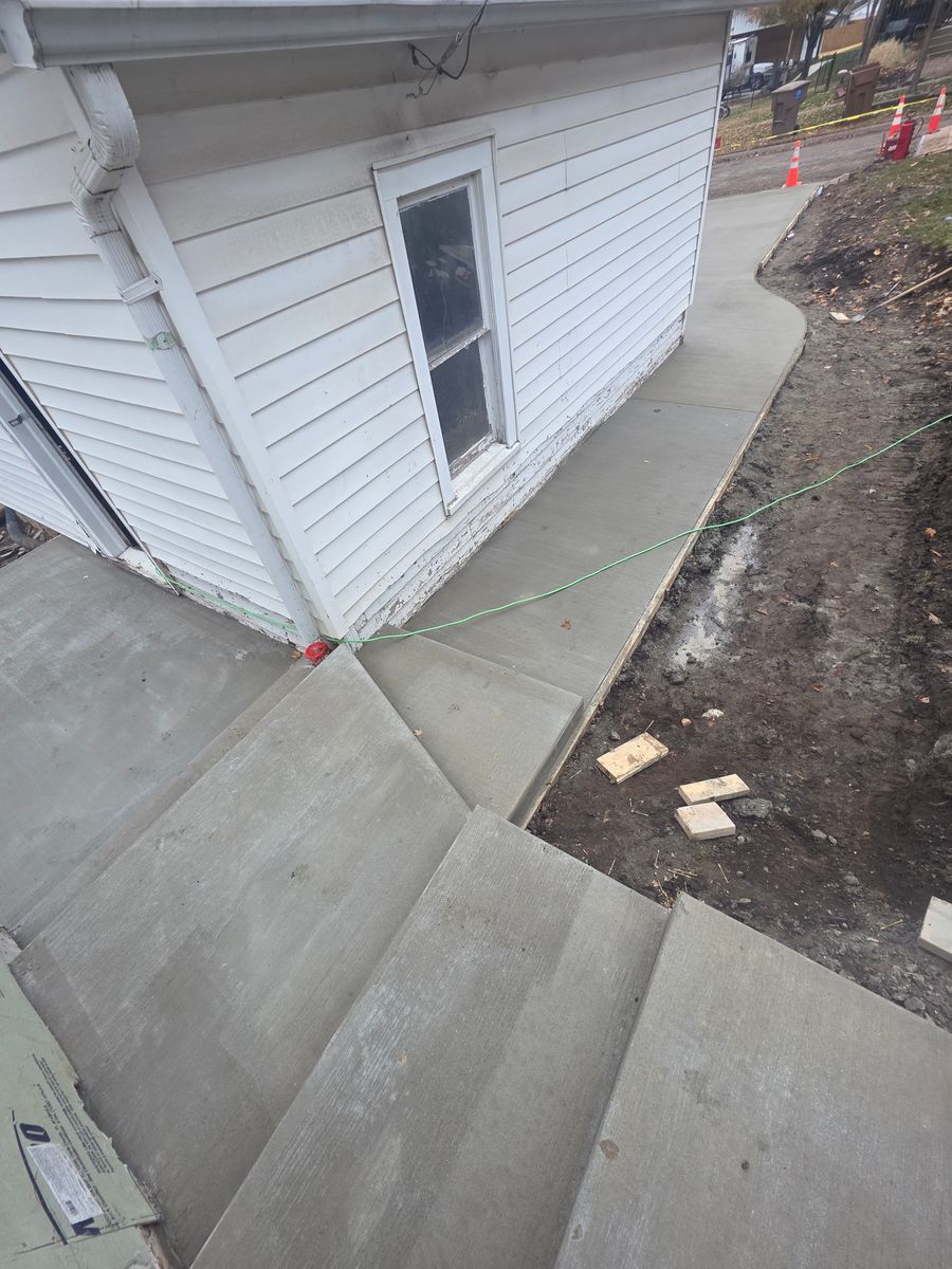 Sidewalk Installation for New Age Concrete in Perry, IA