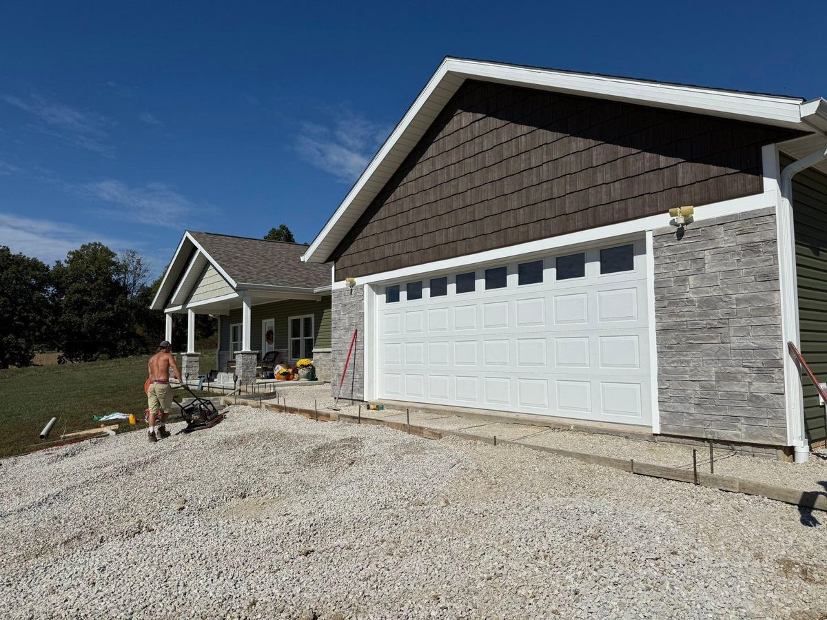 Driveways & Sidewalks for Whitfield Concrete Construction in Solsberry, IN