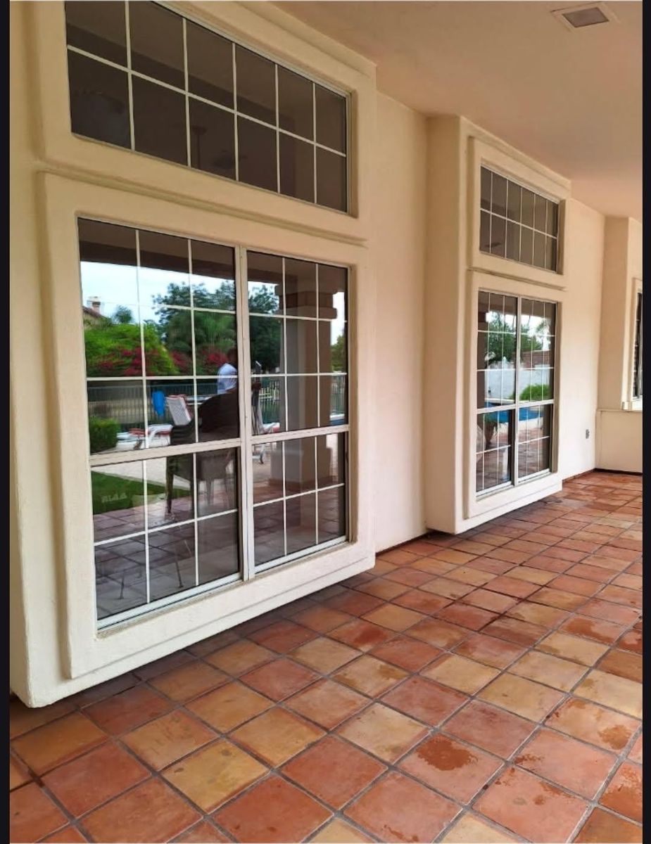 Patio & Pool Deck Cleaning for Connected Exterior Cleaning in Houston, TX