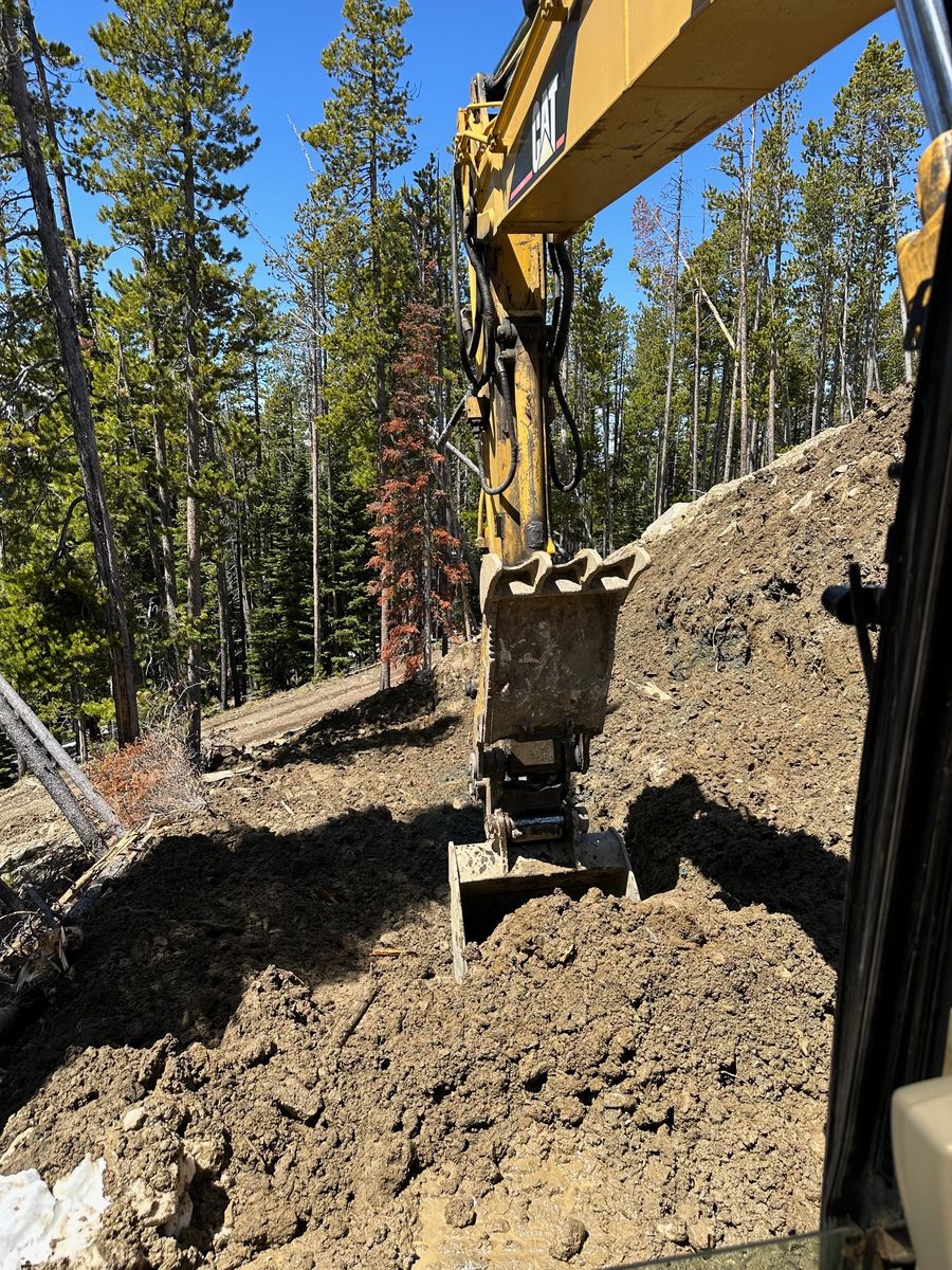 Grading /Dirt Work for R&H Homes in Bozeman, MT