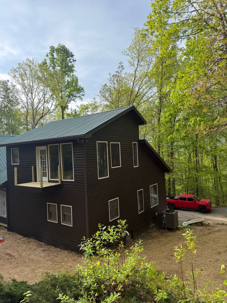Siding for Momos Construction in Piney Flats, TN