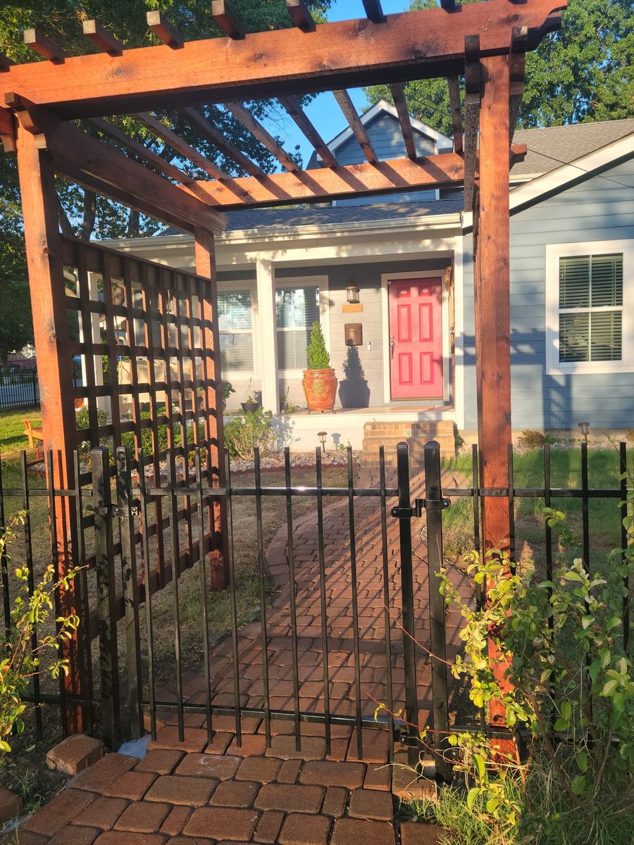 Fence Repair for GAMEZ FENCE in San Antonio, TX