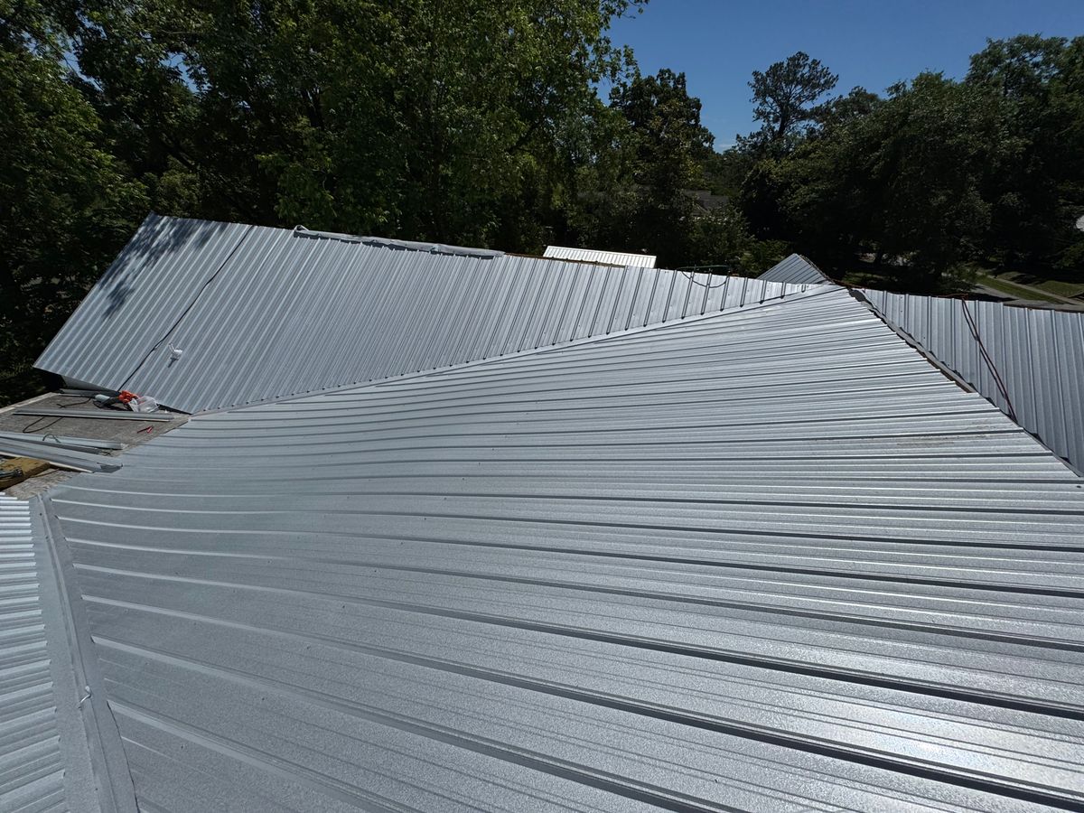 Metal Roofing for Hometown Roofing in Greenwood, SC
