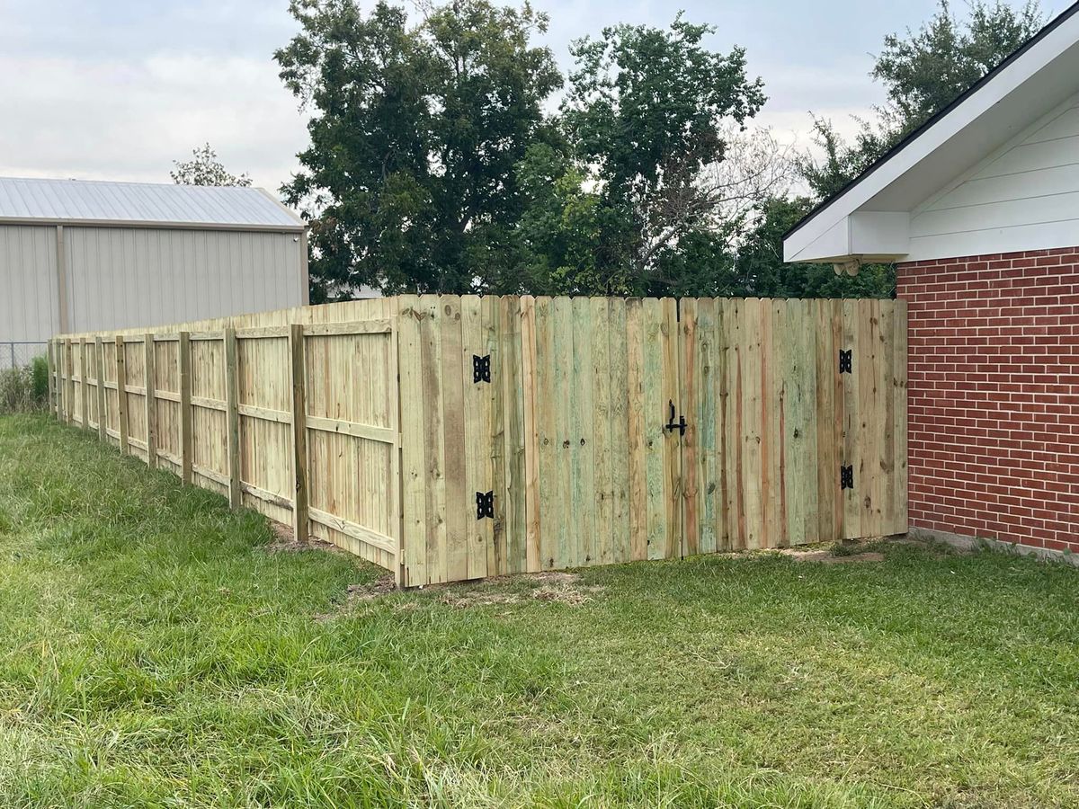 Wood Fencing for Falcon Fence Co. in Longville, LA