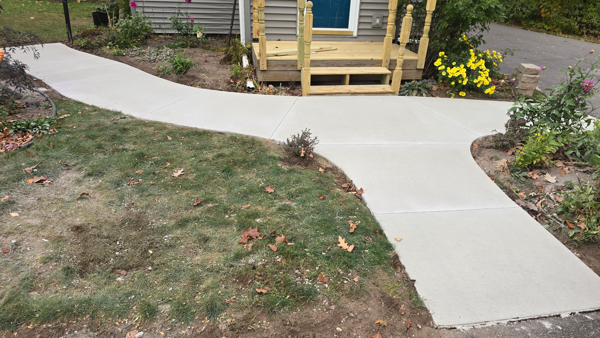 Colored Textured Concrete for J&J Masonry and Concrete in Escanana, MI