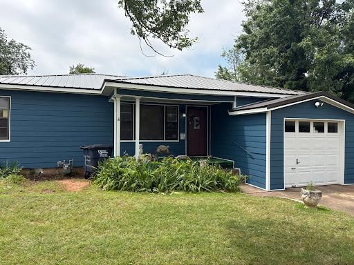 Windows & Siding for Bliss Construction in Harrah, OK