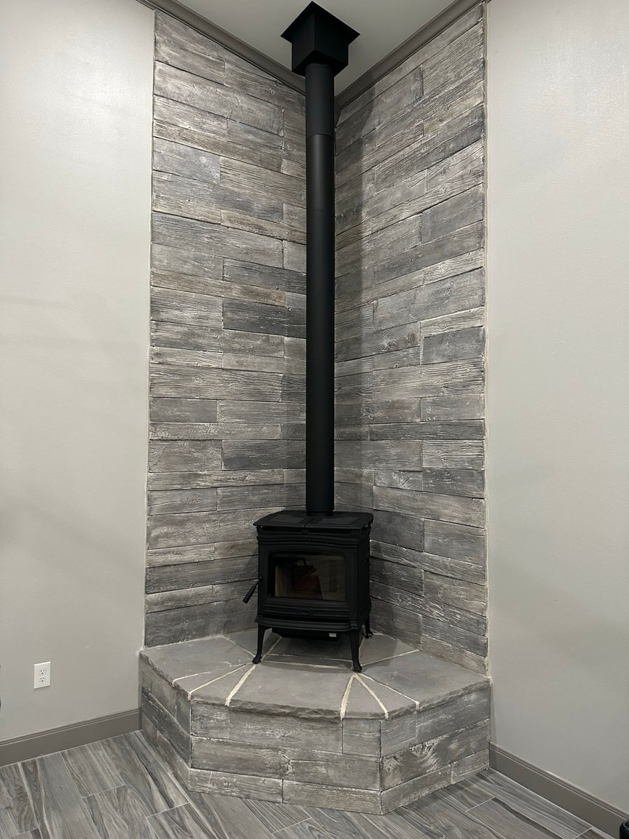 Wood-burning stoves for Hunt Stone & Fireplace in Huntington, TX