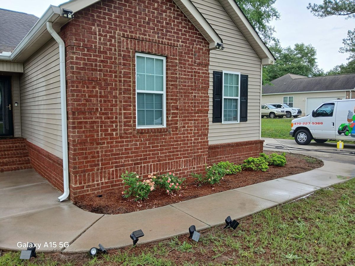 Driveways & Sidewalks for RH Strictly Business Auto Detailing and Pressure Washing in Warner Robins, GA